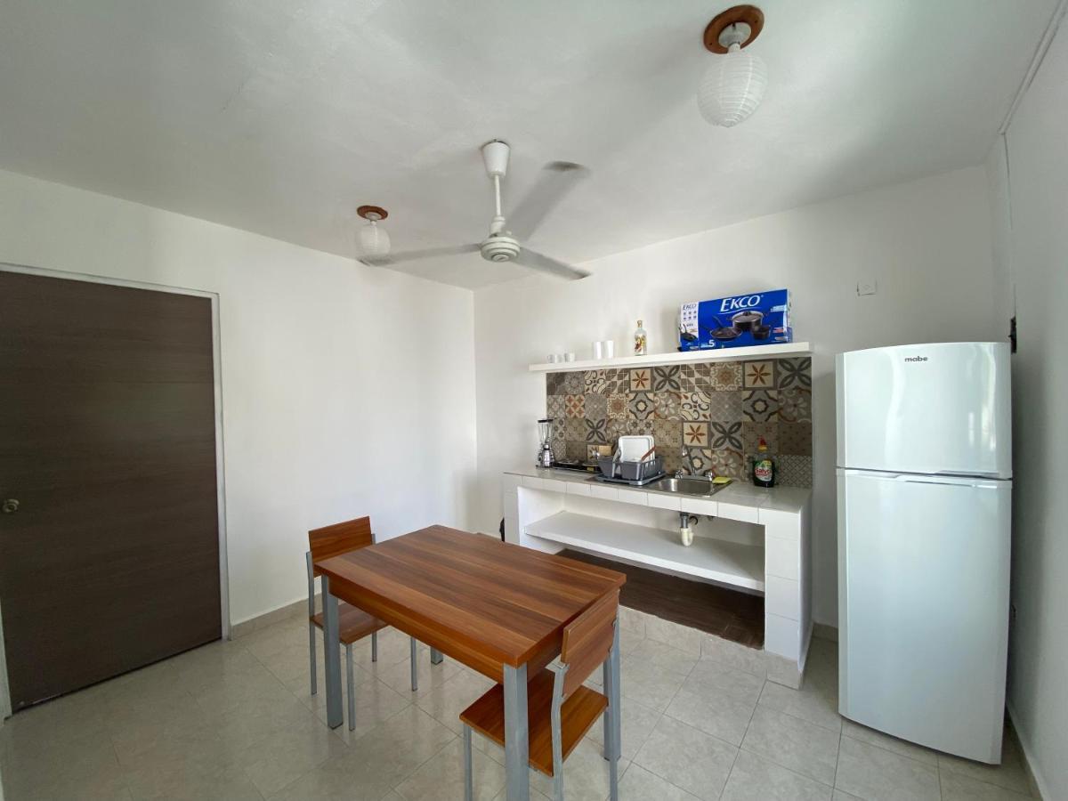 The Hostal Inn Playa del Carmen Esterno foto