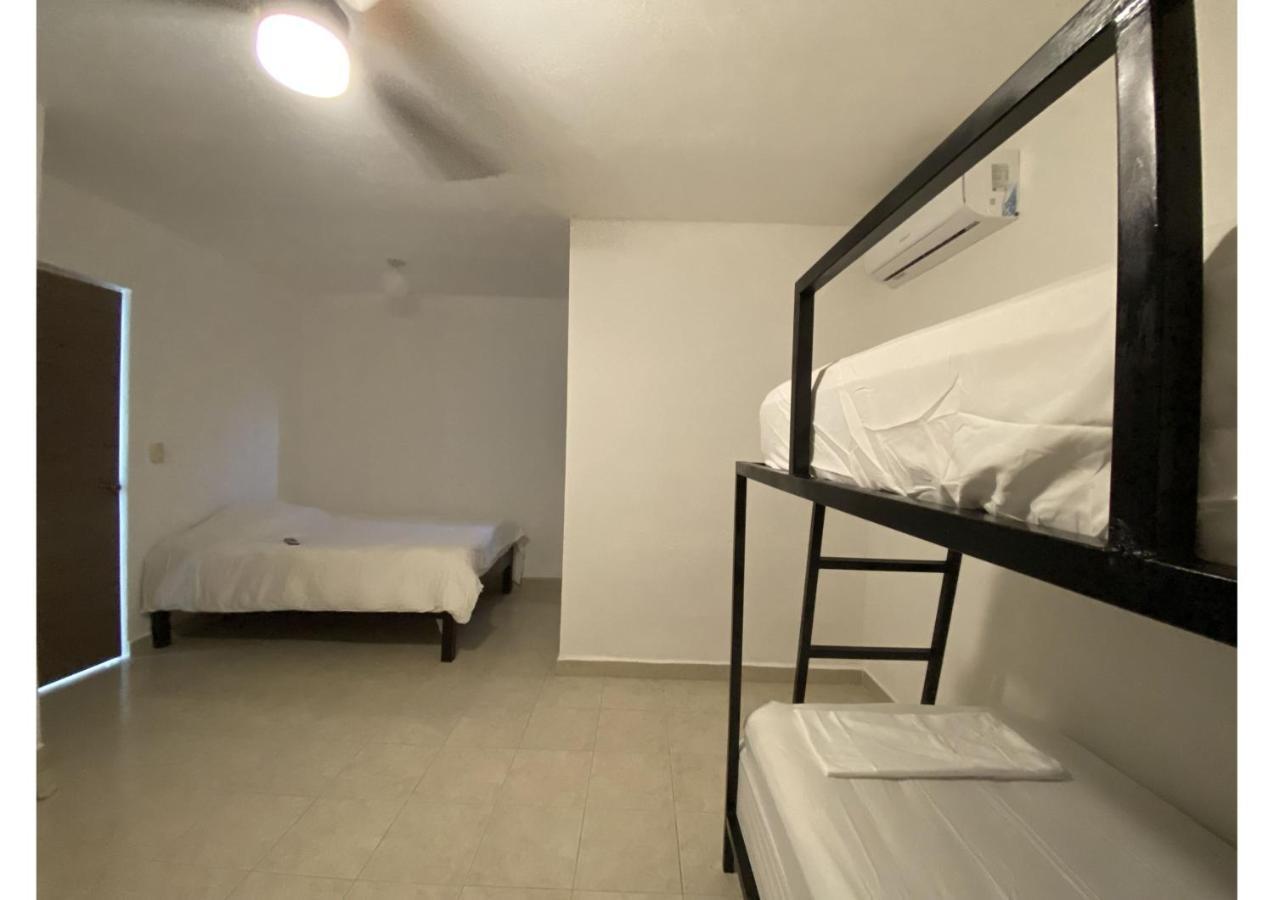 The Hostal Inn Playa del Carmen Esterno foto