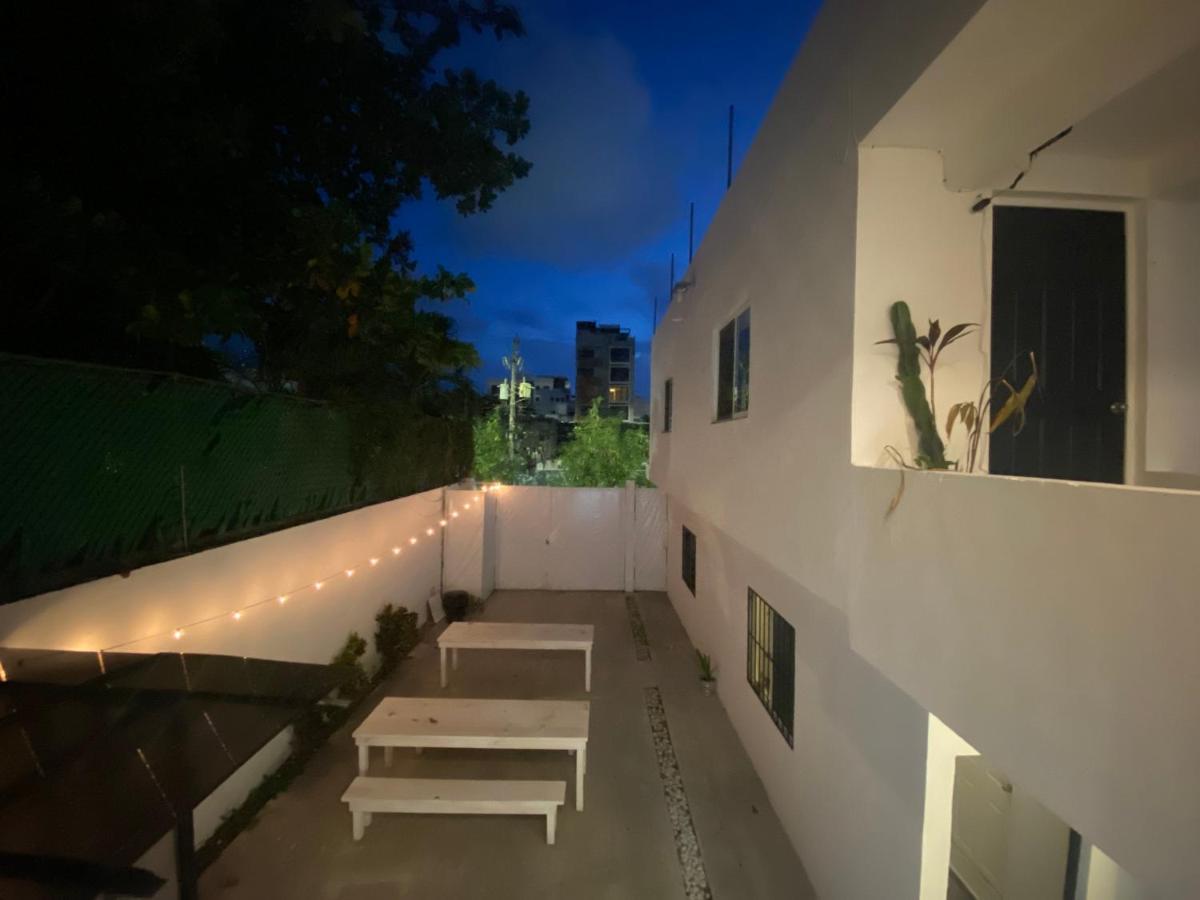 The Hostal Inn Playa del Carmen Esterno foto