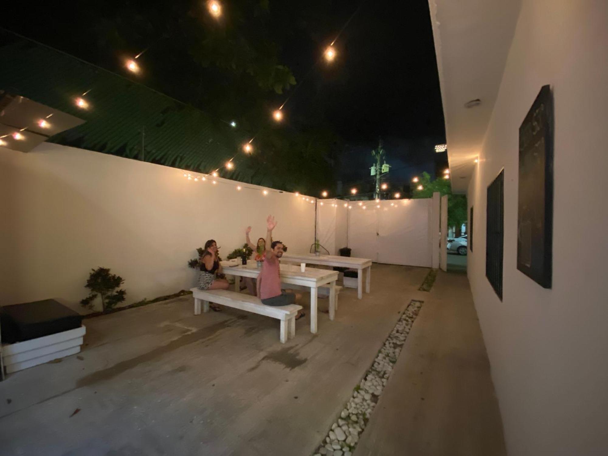 The Hostal Inn Playa del Carmen Esterno foto