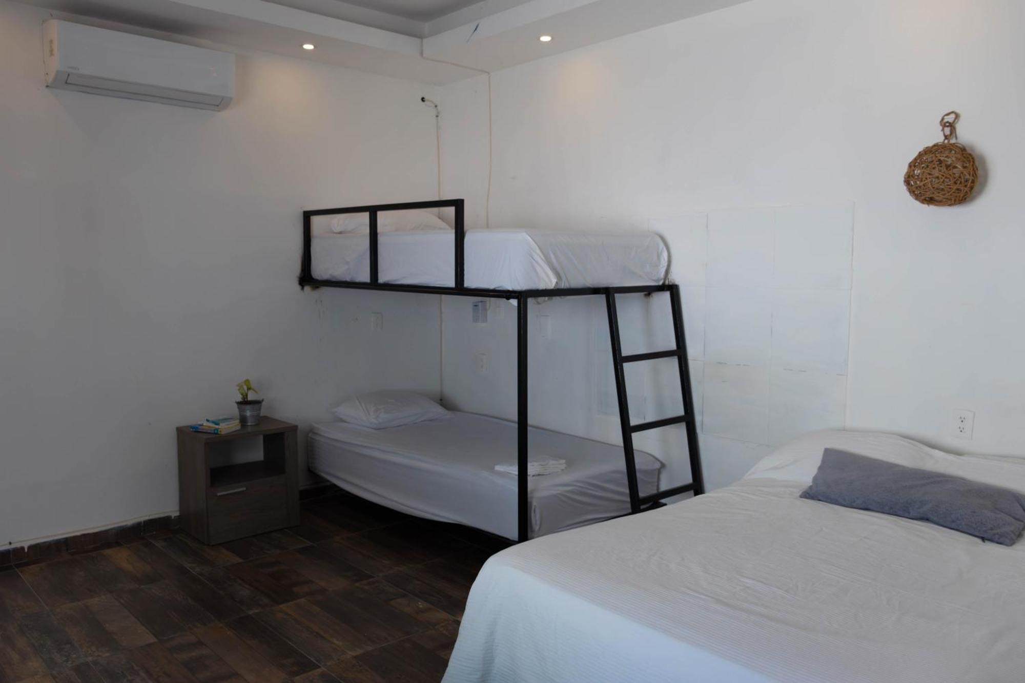 The Hostal Inn Playa del Carmen Esterno foto